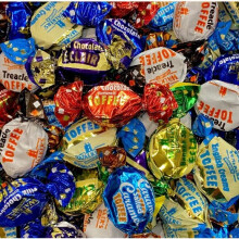 Walkers Assorted Toffees and Chocolate Eclairs, 1 kg