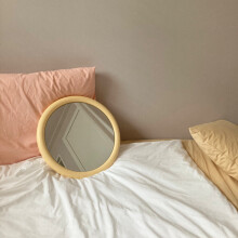 JOYLOVE Nordic Style Round Makeup Mirror Vintage Natural Wood Frame Desktop Dressing Make Up Mirror Table Room Decoration Photo