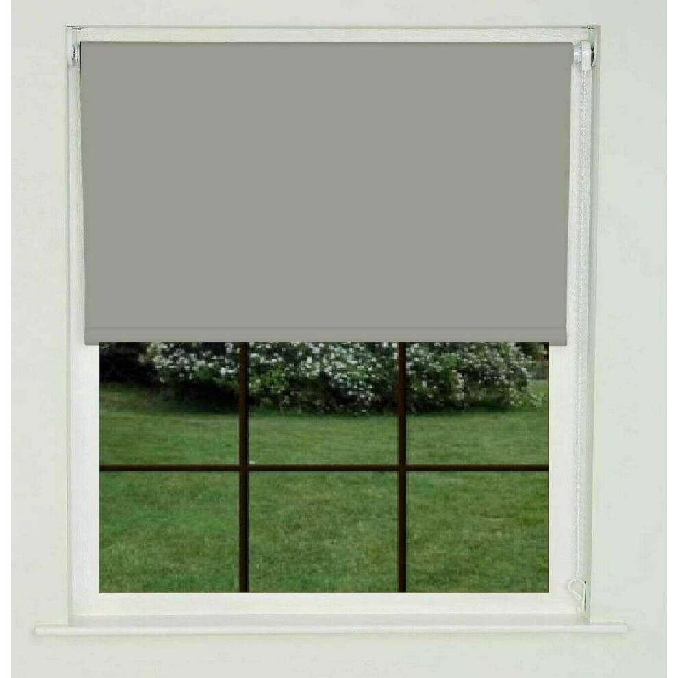 (90cm, 160cm) Silver Grey Blackout 100% Thermal Fabric Roller Blinds