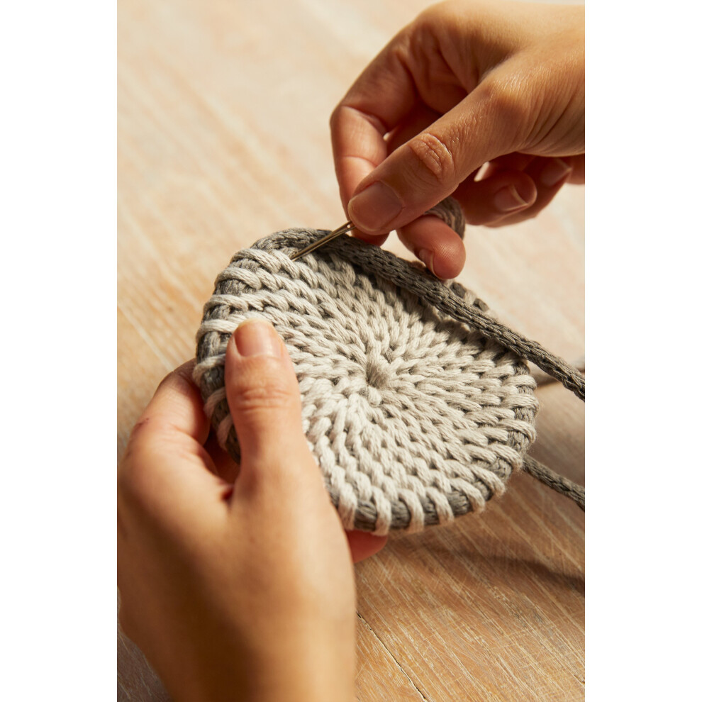 (Wind Down Table Mat) DMC Mindful Making Macrame Kits