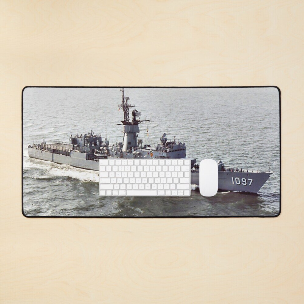 Desk Mat Uss Moinester (Ff-1097) Ship's Store Large Gaming Mouse Pad 35X16 Inch 7802738333145