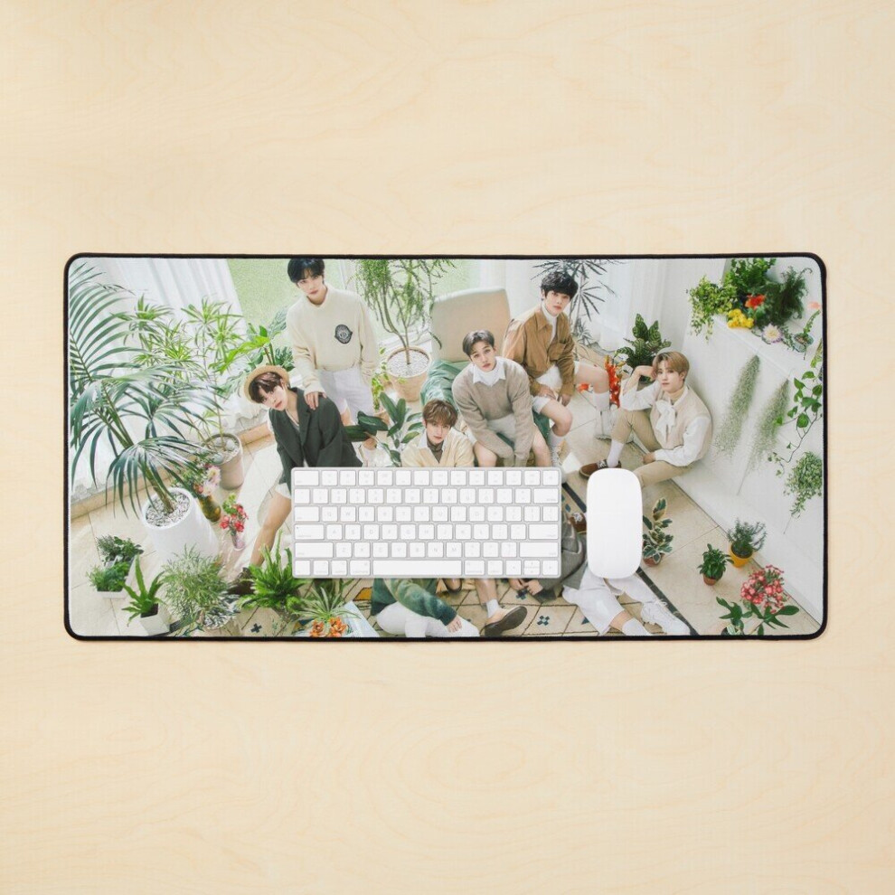 Desk Mat Stray Kids Large Gaming Mouse Pad 35X16 Inch 7802738364842