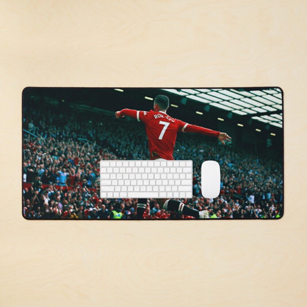 Desk Mat Ronaldo Moments At Manchester,Ronaldo Gifts, Ronaldo Ronaldo Top Items Large Gaming Mouse Pad 35X16 Inch 7802738363845