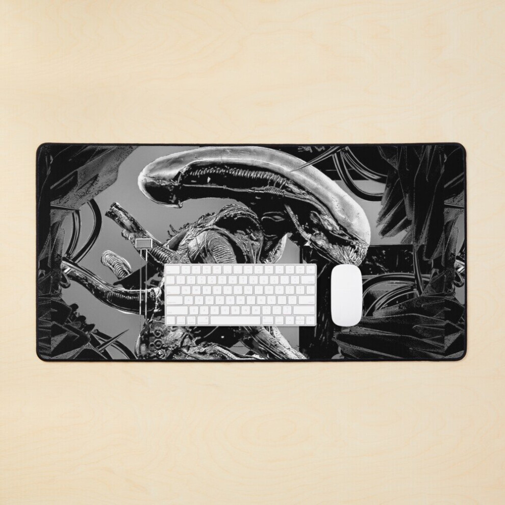 Desk Mat Alien Xenomorph Large Gaming Mouse Pad 35X16 Inch 7802738309928