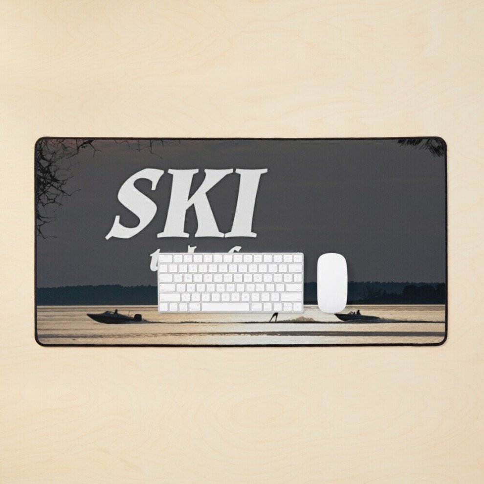 Desk Mat I'm Free To Ski, And I Ski To Be Free Large Gaming Mouse Pad 35X16 Inch 7802738353365
