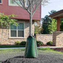 4 Pack 20-Gallon Tree Watering Bags - Slow-Release PVC Zippered Irrigation for New Plantings Up to 28 in Dia