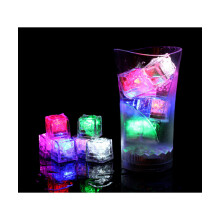 (4PCS) Colors Light-up Led Ice Cubes