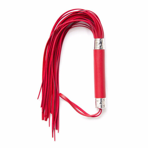 'Love the Pain' Fetish Flogger