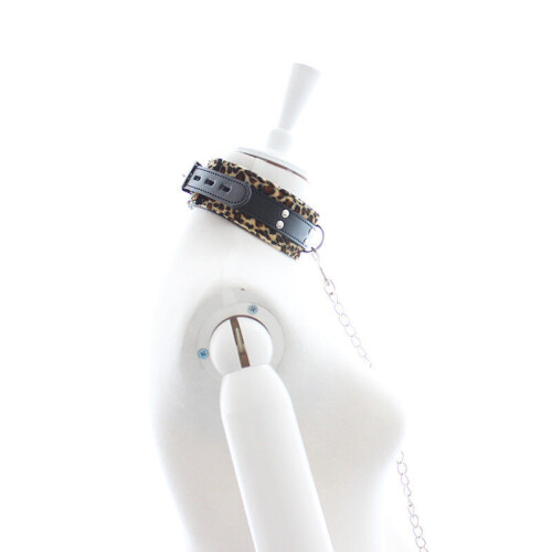 Leopard Print Bondage Collar and Lead 1