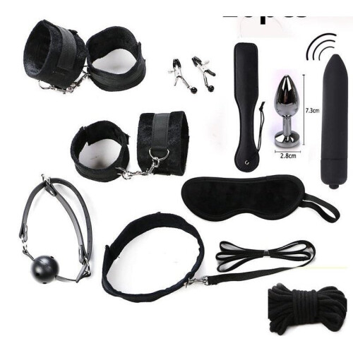 'Back to Black' Bondage Kit