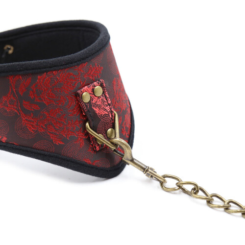Chinoiserie Style Bondage Collar 2