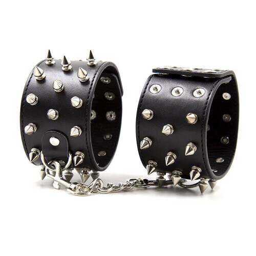The 'Rivet' 7 Piece Bondage Kit 1