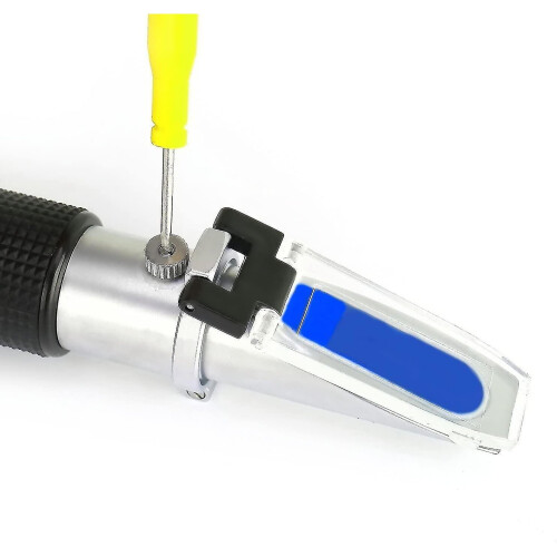 Refractometer 0 - 32 Brix (sugar) 0 - 140 Oechsle 0 - 27 Kmw With Atc 1