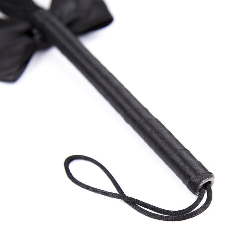 Misfit Faux Leather Bow Flogger 1