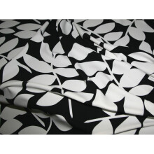 Minerva Soft Polyester Crepe Fabric Black/Ivory - per metre