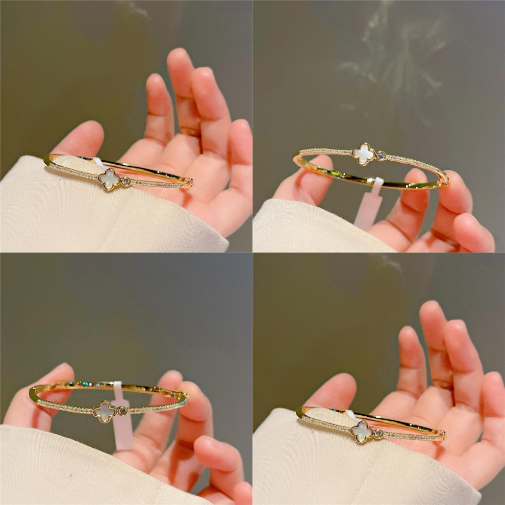 Luxurious 14k Gold Plated Natural Mother Of Pearl Fourleaf Bracelet Clover