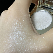 Milky Way Monochrome Highlighter Powder Shoulder Collarbone Cheek Shimmer Sparkle Semi dry Wet Texture Highlighter Powder