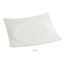 Yanco FU-109 9 in. Fuji Porcelain Square Sushi Plate, Bone White - Pack of 24