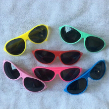 1pc Boys Girls Teen Casual Frame Sun Protection Sunglasses For Traveling Party Gift Outdoor Activities