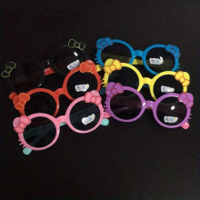 1pc Boys Girls Teen Cartoon Frame Sun Protection Sunglasses For Traveling Party Gift Outdoor Activities