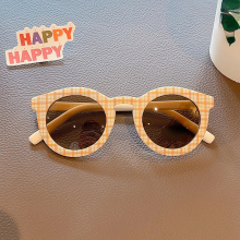 1pc Boys Plaid Sunglasses Childrens Decorative Casual Sunglasses