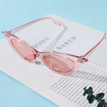 1pc Childrens Vintage Triangular Cat Eye Sunglasses