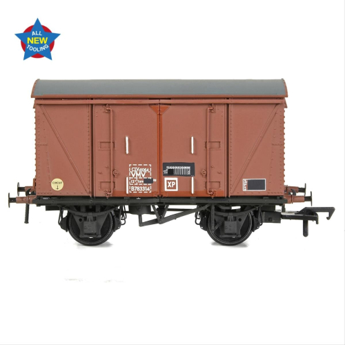 BACHMANN 12t Vanwide Ventilated Van BR Bauxite TOPS Weathered 2