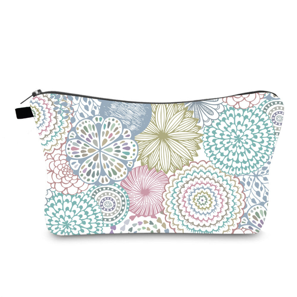 Stylish Floral Pattern Travel Makeup Bag Perfect for Cosmetics Pens and Pencils Portable and Convenient Ideal Gift for Travelers