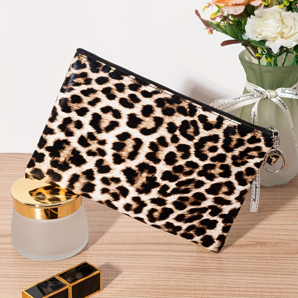 Leopard Print Cosmetic Bag For Women Adorable Roomy Zipper Makeup Pouch With Keychain Water Resistant Toiletry Bag Travel Accessories Organizer