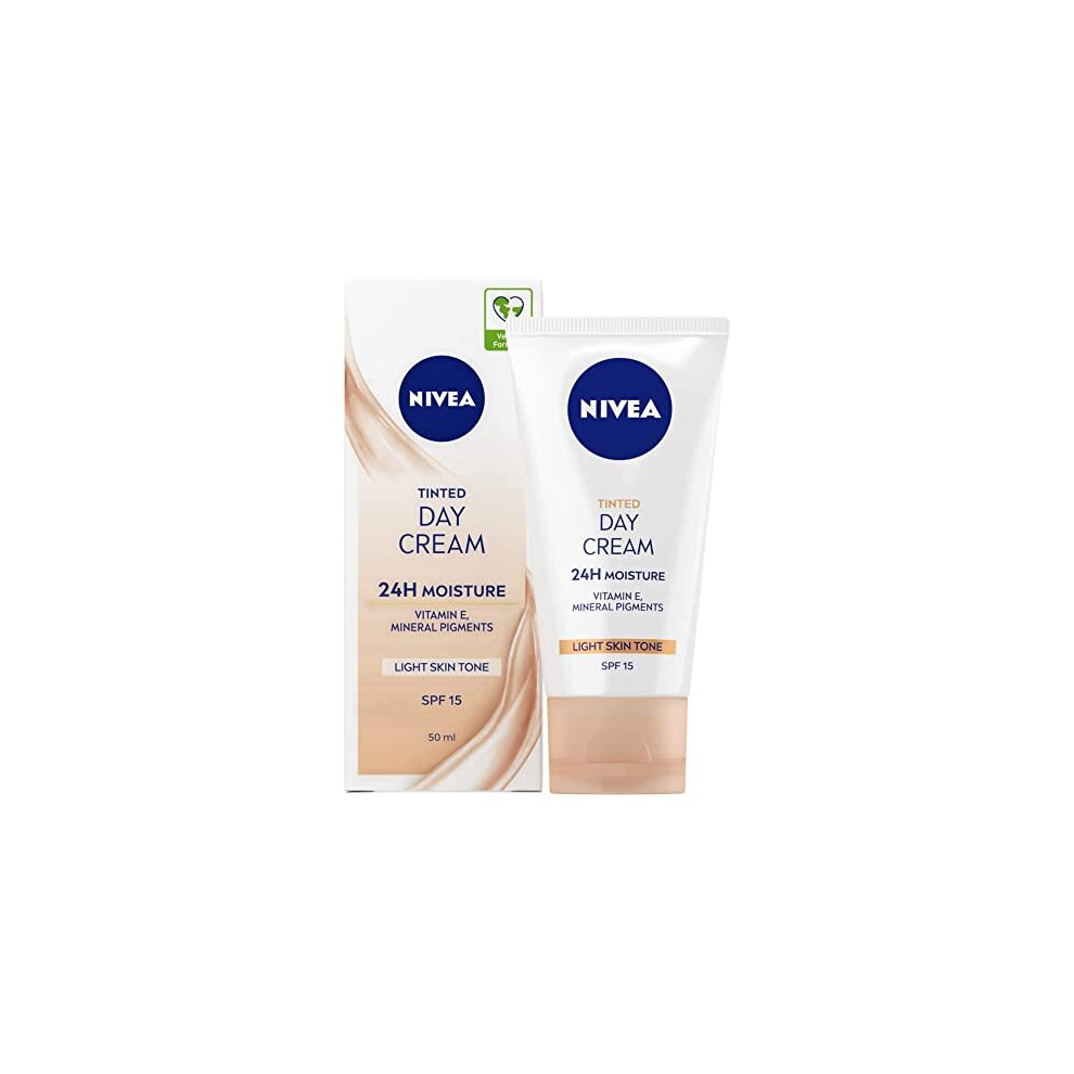 NIVEA Tinted Moisturising Day Cream in a Pack of (4 x 50 ml), Vitamin E Enriched Tinted Moisturiser with SPF 15, Skin Care Essentials