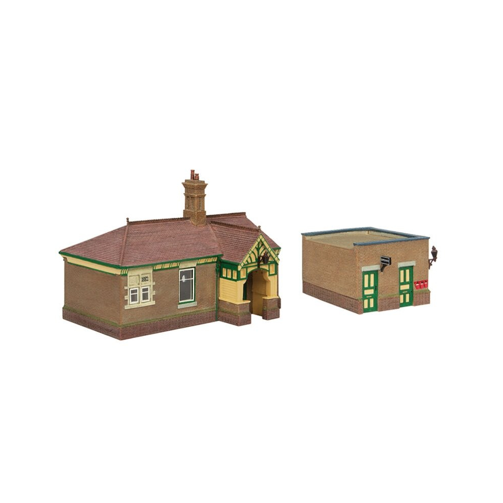 Scenecraft Bluebell Railway Waiting Room/WC (Pre-Built)