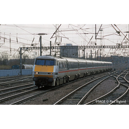 Hornby Mk4 Standard Coach B BR Intercity 12411