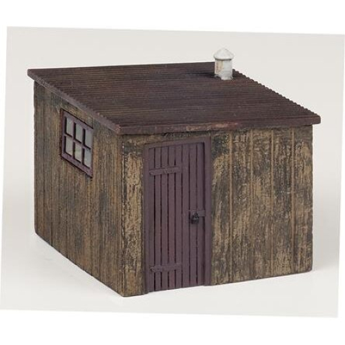 BACHMANN Scenecraft Wooden Lamp Hut (Pre-Built)