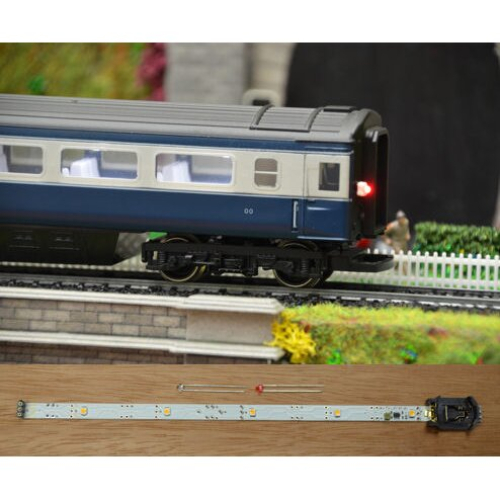 Automatic Coach Lighting Cool White/Flashing Tail