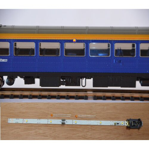 Automatic Coach Lighting Cool White/Amber Door