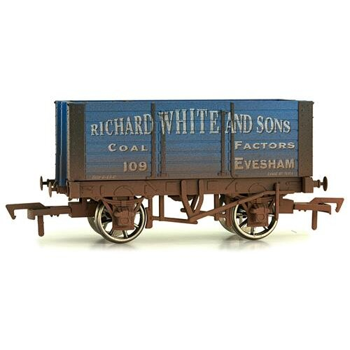 7 Plank Wagon 9ft Wheelbase Richard White Weathered