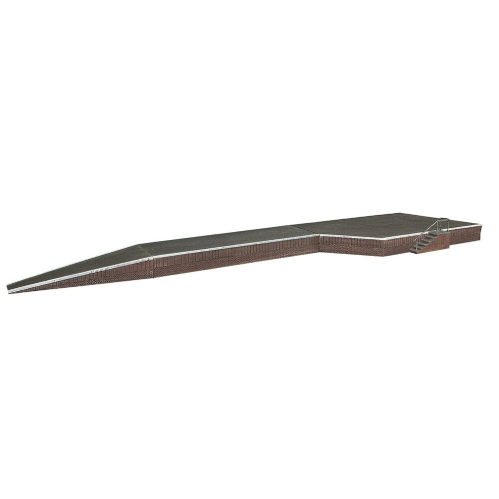 Bachmann Scenecraft Lucston Station Platform (Pre-Built)