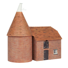 Scenecraft Oast House (Pre-Built)