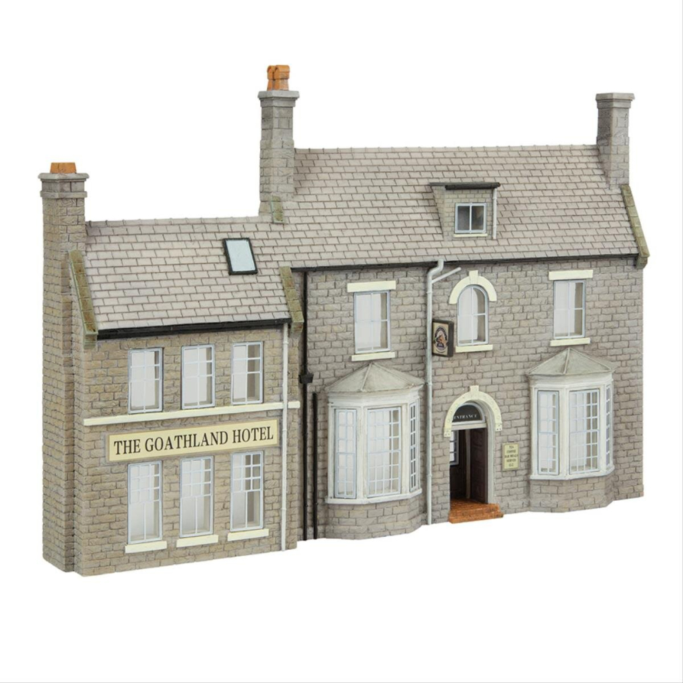Bachmann Scenecraft Low Relief Goathland Hotel (Pre-Built)