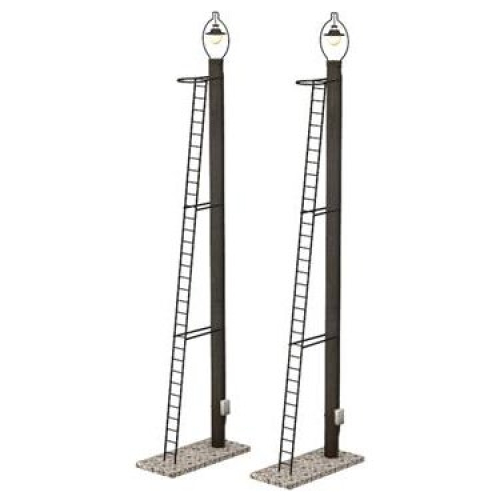 BACHMANN Scenecraft Wooden Post Yard Lamps 2pcs (Pre-Built)
