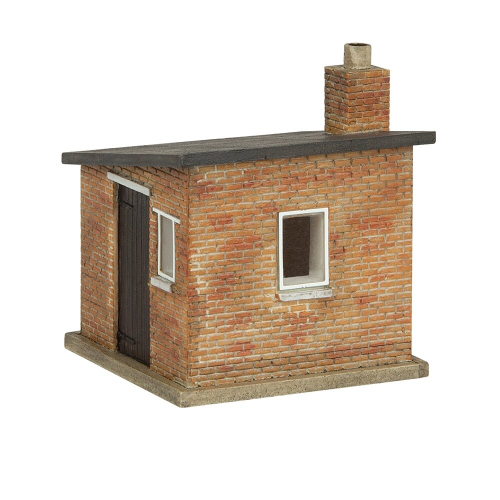 BACHMANN Scenecraft Small Brick Hut (Pre-Built)