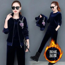 Velvet Sports Sets Women Spring Autumn Mother Clothing Three-piece Suit Sets Plus Size Sportswear Womens Tracksuit