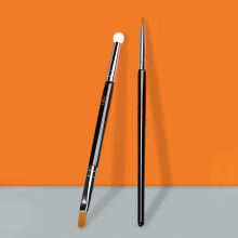 2pcs Double ended Concealer Brush & Eyeliner Brush Set Lip Brush Eyeliner Brush Sponge Makeup Brush Lipstick Applicator Brush