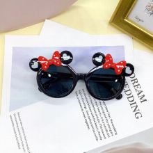 Fashionable and lovely childrens sunglasses cartoon concave baby sunglasses travel anti-ultraviolet childrens sunglasses