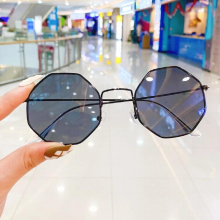 Children Tea Gradient Sunglasses Ocean Water Cut Trimmed Lens Metal Curved Temples Kids UV400 Polarized Sun Glasses