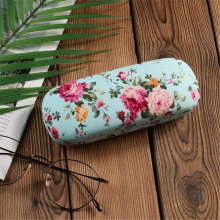 1PC Retro Floral Eyeglasses Case Hard Shell Sunglasses Protector Portable Reading Glasses Box Fabrics Material Photograph Tool