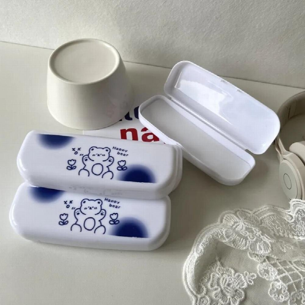 1Pcs Ins Bear Plastic Glasses Case Women Creative Sunglasses Box Glasses Storage Box Eyewear Protection Containers