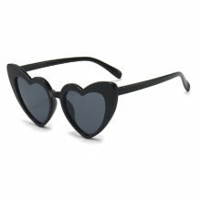 Love Heart Shaped Sunglasses Children Big Frame Retro Cat Eye Vintage Sun Glasses UV400 Protection Unisex Eyewear