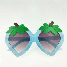 1 Pcs ChildrenS Round Frame Sunglasses Girl Cartoon Strawberry Shape Glasses Baby Photo Boy Sunglasses