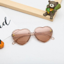 Heart Kids Sunglasses Children Retro Cartoon Bee Pink Sun Glasses Frame Girls Boys Baby Eyeglasses Trends